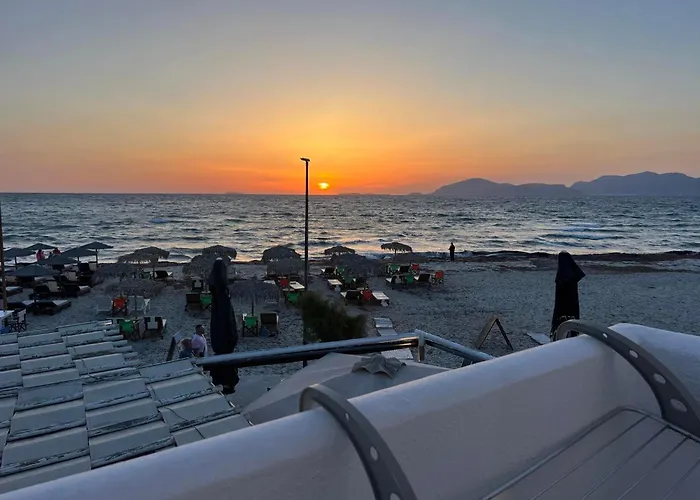 Majestic Sunset Daire *